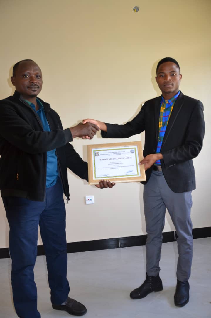 Butemine School — awards photo
