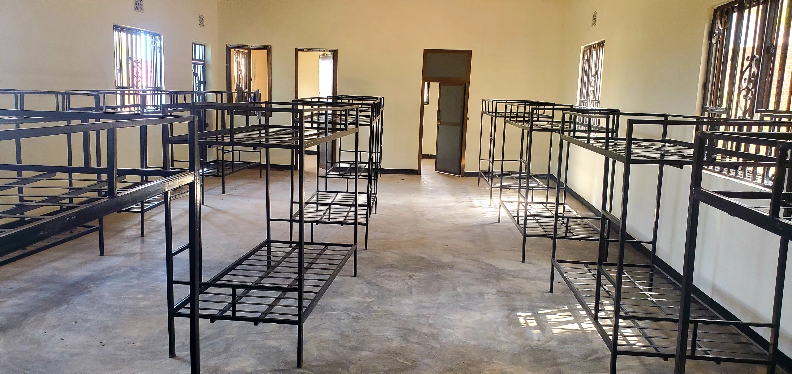 Butemine School — campus photo